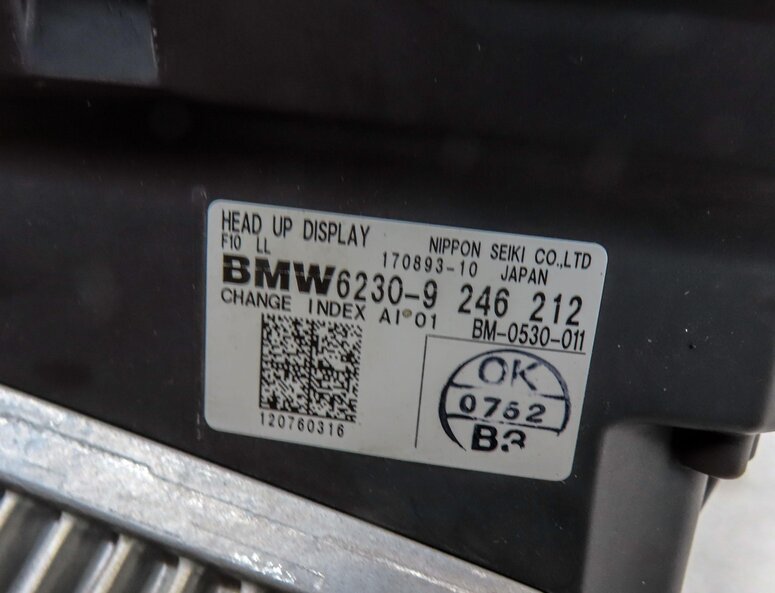 Thumbnail 7: 2011-2016 BMW 528i 535i 550i M5 (F10) FRONT DASH HEADS UP DISPLAY PROJECTOR HUD