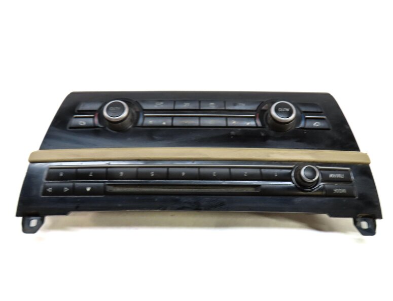 Thumbnail 4: 11-16 BMW 5 M5 SERIES (F10) HEATER A/C TEMPERATURE & RADIO CONTROL PANEL (BEIGE)