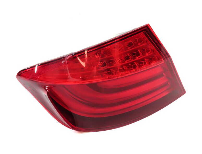 Thumbnail 4: 2011-2013 BMW 5 SERIES M5 F10 LEFT DRIVER REAR OUTER TAILLIGHT BRAKE LIGHT LAMP