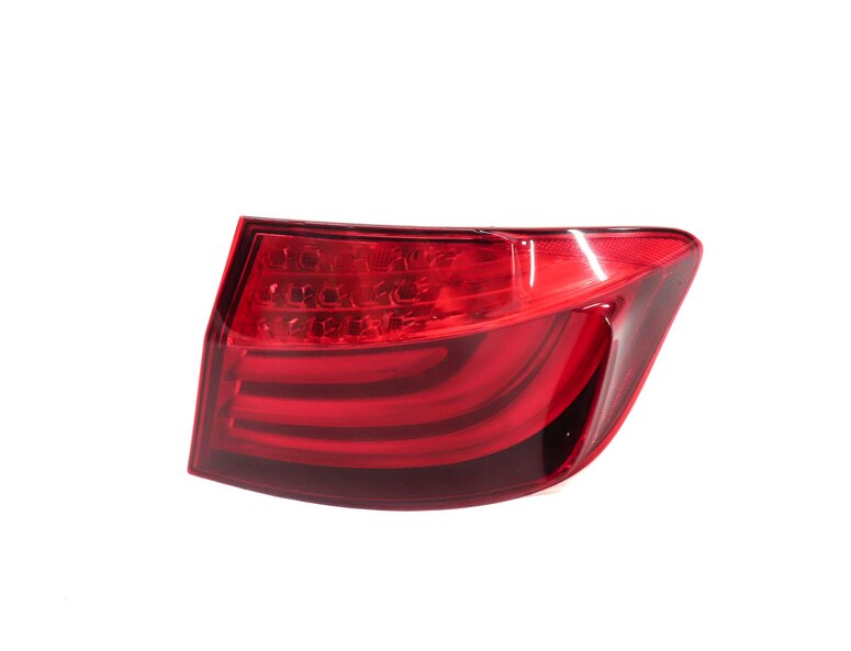 Thumbnail 3: 2011-2013 BMW 5 SERIES M5 F10 RIGHT PASSENGER OUTER TAILLIGHT BRAKE LIGHT LAMP