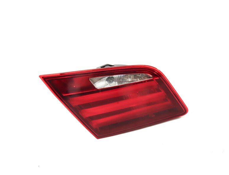 Thumbnail 4: 2011-2013 BMW 528i 535i 550i M5 (F10) LEFT REAR INNER TRUNK TAILLIGHT LIGHT LAMP