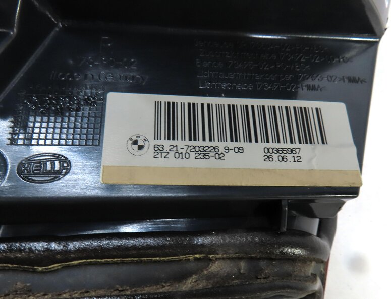 Thumbnail 6: 11-13 BMW 528i 535i 550i M5 (F10) RIGHT REAR INNER TRUNK TAILLIGHT LIGHT LAMP