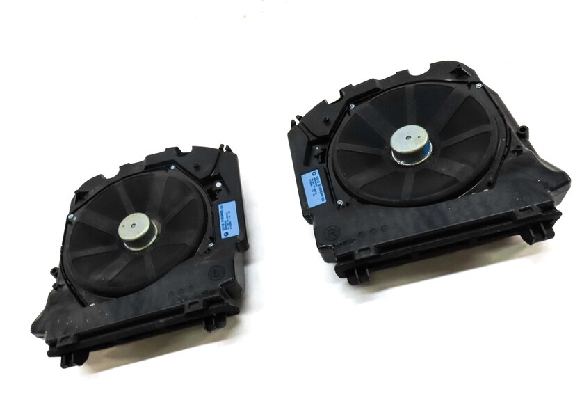 Thumbnail 3: 2013 BMW 535i (F10) FRONT LEFT & RIGHT RADIO SUBWOOFER WOOFER SPEAKER SET 2