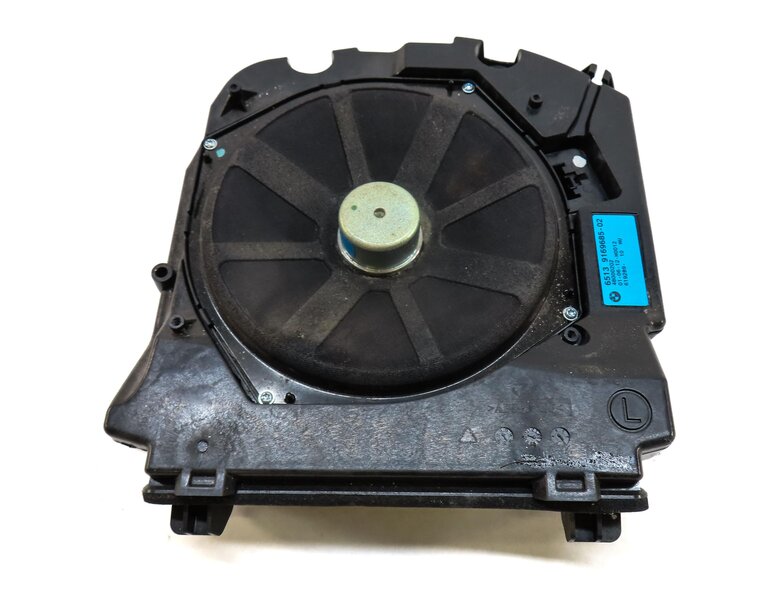 Thumbnail 4: 2013 BMW 535i (F10) FRONT LEFT & RIGHT RADIO SUBWOOFER WOOFER SPEAKER SET 2