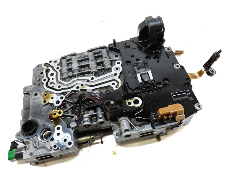 Thumbnail 3: 12-13 BMW 535i 535iGT (F07 F10) 3.0L RWD 8HP-45 AUTO TRANSMISSION VALVE BODY