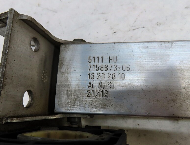 Thumbnail 11: 2013 BMW 535i (F10) FRONT LEFT & RIGHT BUMPER DEFORMATION MOUNT BRACKET SET 2