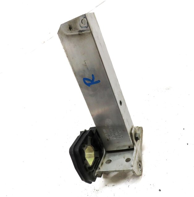 Thumbnail 3: 2013 BMW 535i (F10) FRONT LEFT & RIGHT BUMPER DEFORMATION MOUNT BRACKET SET 2