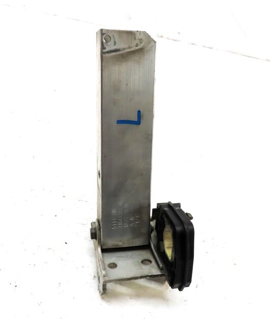 Thumbnail 6: 2013 BMW 535i (F10) FRONT LEFT & RIGHT BUMPER DEFORMATION MOUNT BRACKET SET 2