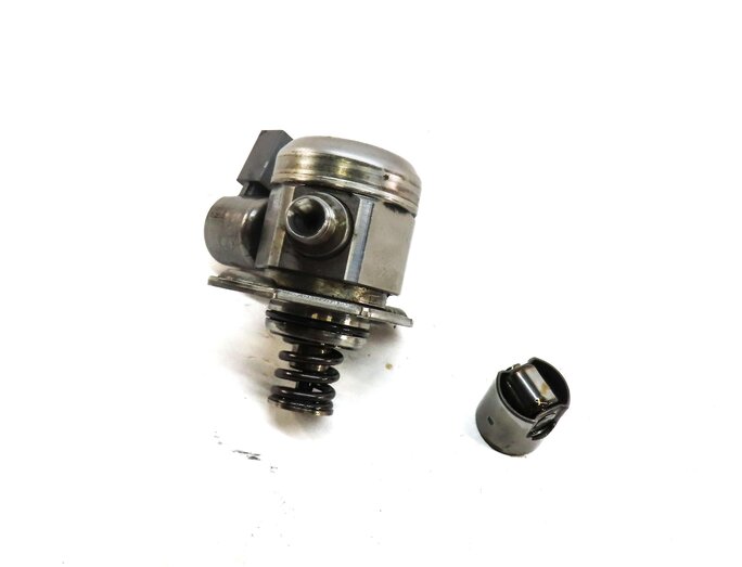 12-15 BMW 135i 335i 535i 740i X1 X3 X5 X6 - 3.0L N55 TURBO MECHANICAL FUEL PUMP