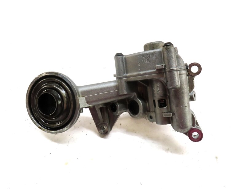 Thumbnail 8: 2010 AUDI Q5 (B8 8R) 3.2L CALB ENGINE OIL PUMP w/ SPROCKET GEAR 06E109361F