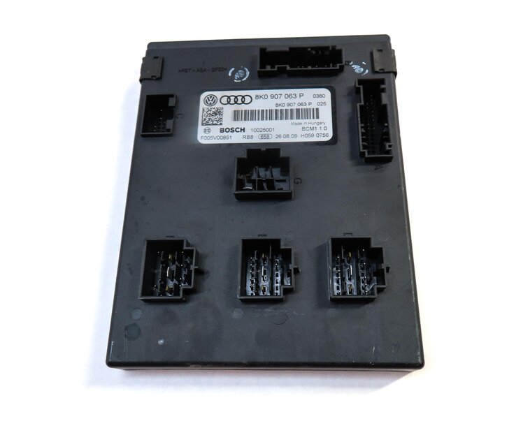 Thumbnail 3: 2010 AUDI Q5 (B8 8R) 3.2L CALB ENGINE ECM BCM GATEWAY IMMOBILIZER MODULE KEY SET