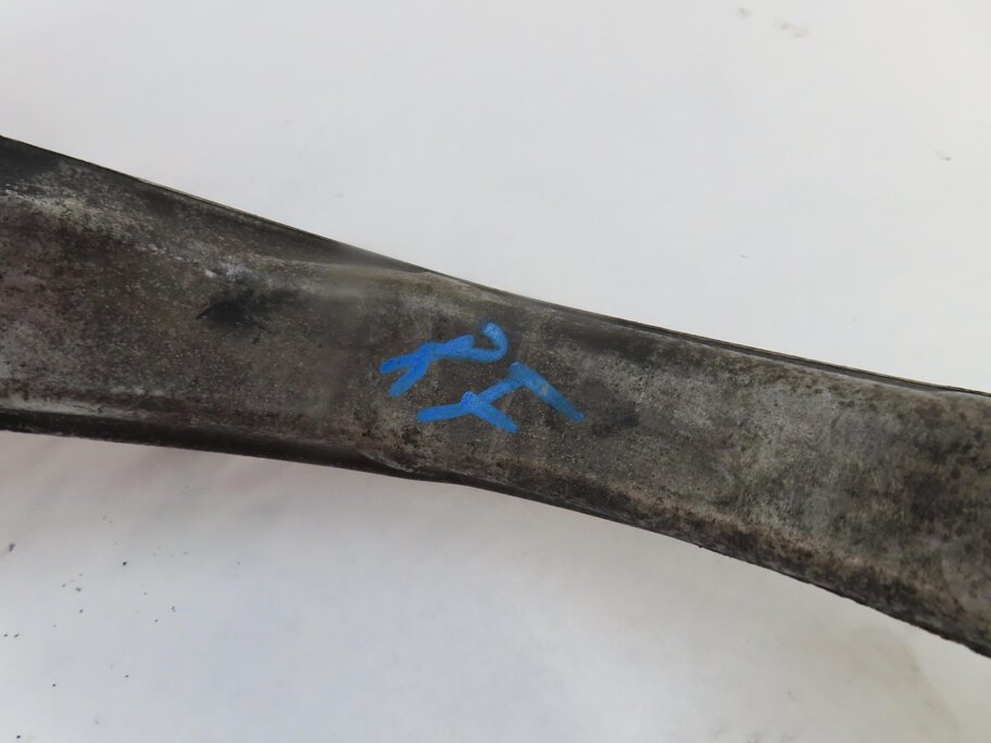 Thumbnail 6: 10-16 AUDI A4 S4 A5 S5 Q5 (B8 8K 8T 8R) RIGHT FRONT PASSENGER SPINDLE KNUCKLE