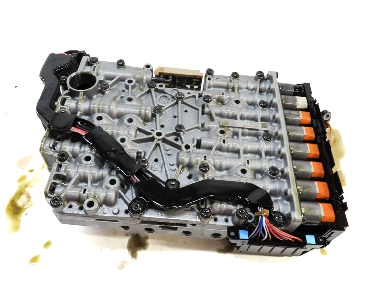 Thumbnail 5: 2014-2017 AUDI A5 (B8 8T) QUATTRO AWD - 2.0L TRANSMISSION VALVE BODY