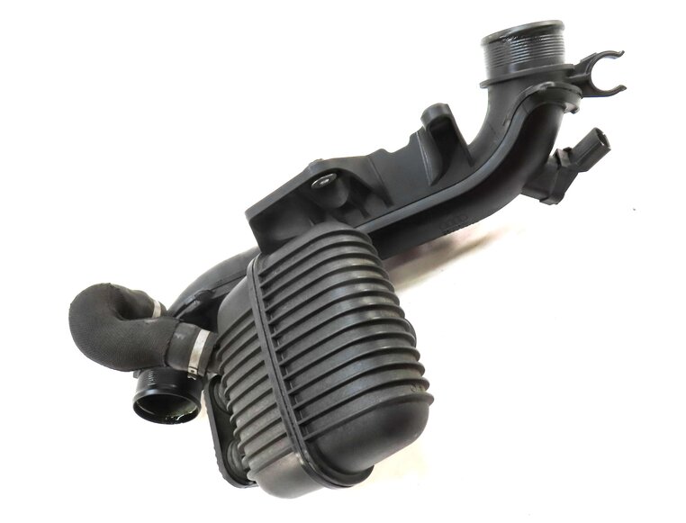 Thumbnail 3: 2014 AUDI A5 COUPE (B8 8T) 2.0L CPMB ENGINE INTERCOOLER PRESSURE PIPE DAMPER BOX