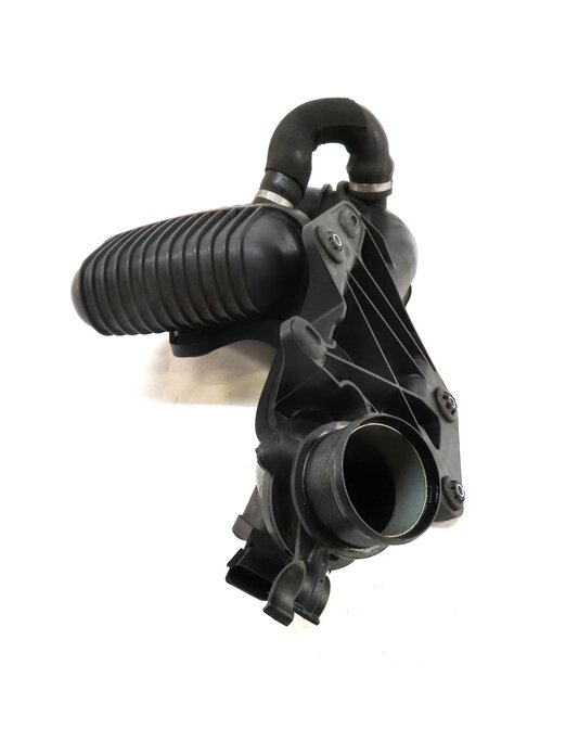 Thumbnail 4: 2014 AUDI A5 COUPE (B8 8T) 2.0L CPMB ENGINE INTERCOOLER PRESSURE PIPE DAMPER BOX