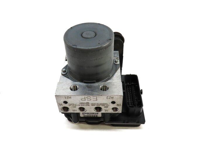 Thumbnail 2: 2013-2014 AUDI A4 A5 S4 S5 (B8 8K 8T) QUATTRO AWD - ABS ESP BRAKE PUMP w/ MODULE