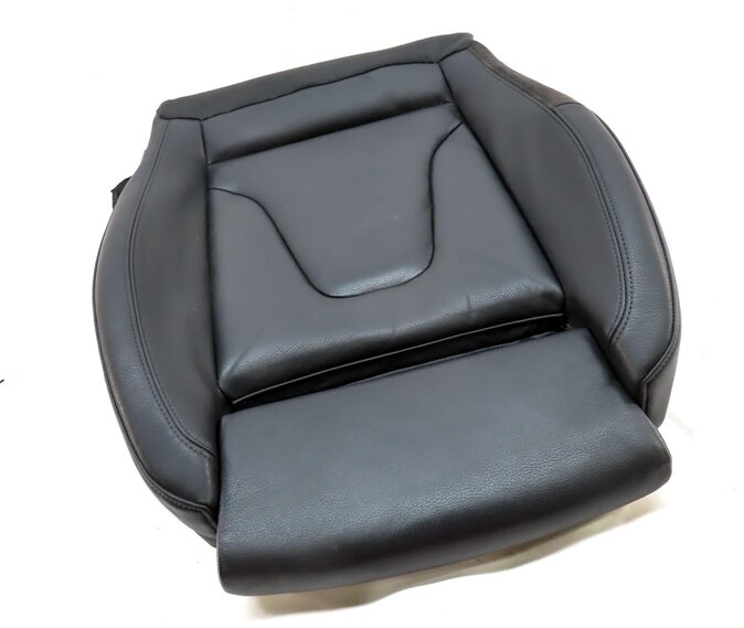 Thumbnail 3: 2014 AUDI A5 COUPE (B8 8T) FRONT RIGHT LOWER SPORT HEATED SEAT CUSHION (BLACK)