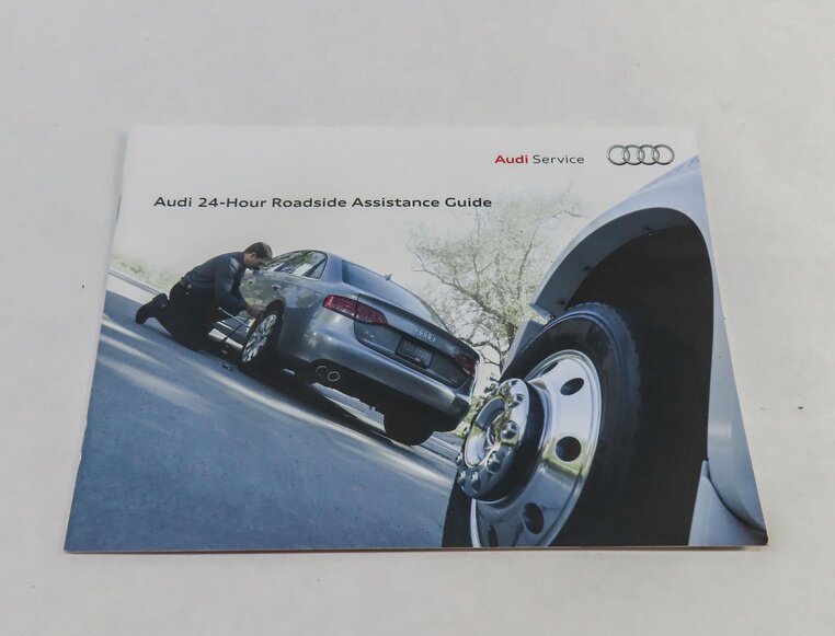 Thumbnail 4: 2014 AUDI A5 COUPE (B8 8T) OWNERS MANUAL BOOKLET SET 8 w/ CARRYING CASE