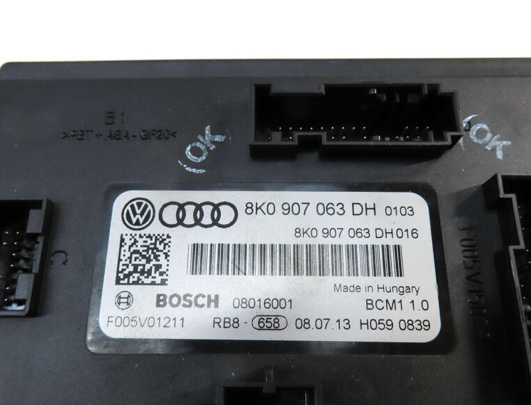 Thumbnail 12: 2014 AUDI A5 COUPE (B8 8T) 2.0L CPMB SPEEDOMETER BODY ENGINE MODULE & KEY SET