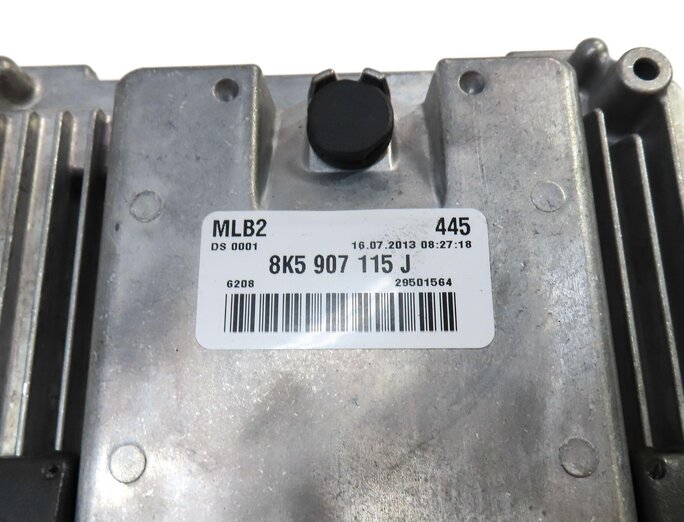 Thumbnail 13: 2014 AUDI A5 COUPE (B8 8T) 2.0L CPMB SPEEDOMETER BODY ENGINE MODULE & KEY SET