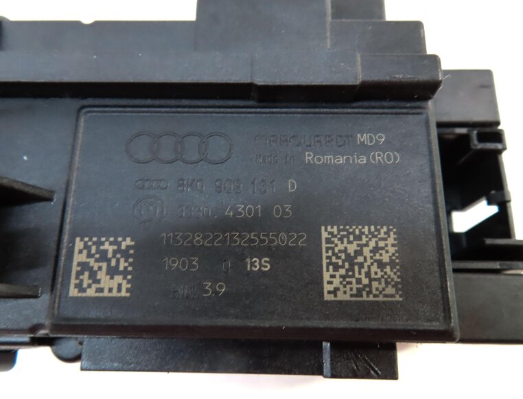 Thumbnail 16: 2014 AUDI A5 COUPE (B8 8T) 2.0L CPMB SPEEDOMETER BODY ENGINE MODULE & KEY SET