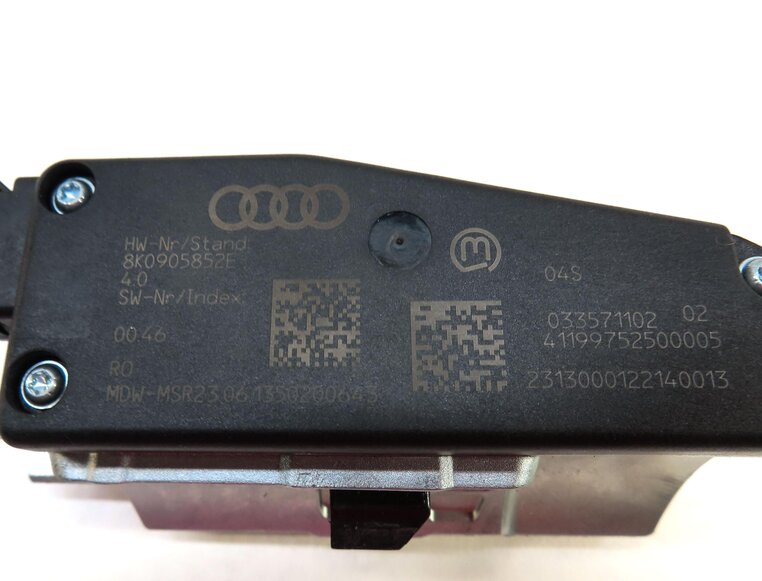 Thumbnail 17: 2014 AUDI A5 COUPE (B8 8T) 2.0L CPMB SPEEDOMETER BODY ENGINE MODULE & KEY SET