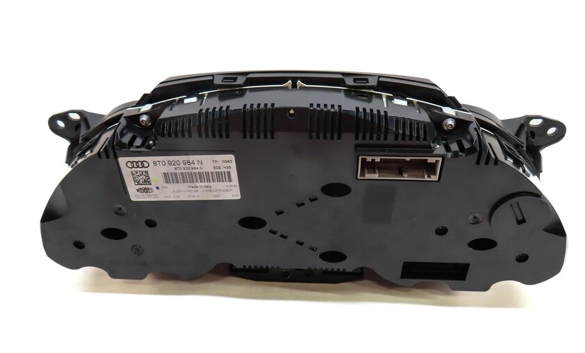 Thumbnail 21: 2014 AUDI A5 COUPE (B8 8T) 2.0L CPMB SPEEDOMETER BODY ENGINE MODULE & KEY SET