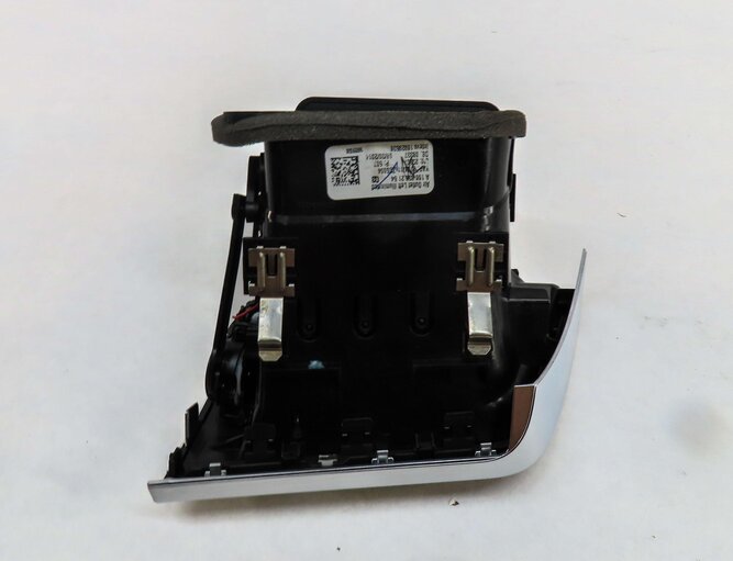 Thumbnail 5: 2015 MERCEDES ML400 (W166) FRONT LEFT DRIVER DASH A/C HEATER AIR VENT (BLACK)