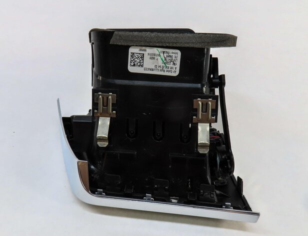 Thumbnail 5: 2015 MERCEDES ML400 (W166) FRONT RIGHT PASSENGER DASH A/C HEATER AIR VENT BLACK