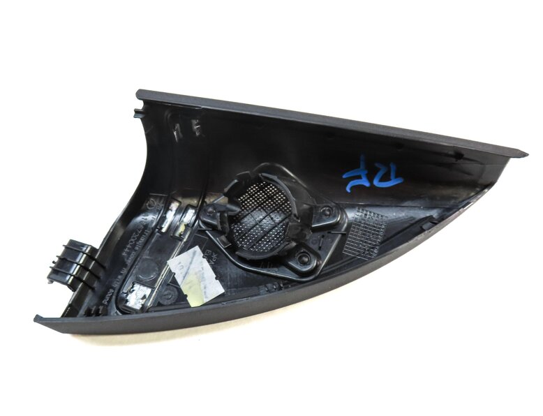 Thumbnail 6: 2015 MERCEDES ML400 (W166) FRONT RIGHT HARMON KARDON TWEETER SPEAKER GRILLE