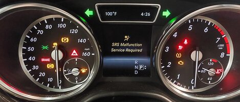 Thumbnail 2: 2015 MERCEDES GL450 GL550 ML350 ML400 (W166 X166) SPEEDOMETER GAUGE (MPH / 162k)