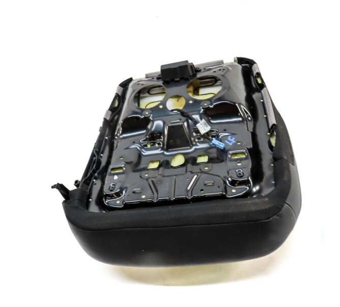 Thumbnail 5: 2015 MERCEDES ML400 (W166) FRONT LEFT LOWER HEATED SPORT SEAT CUSHION (BLACK)