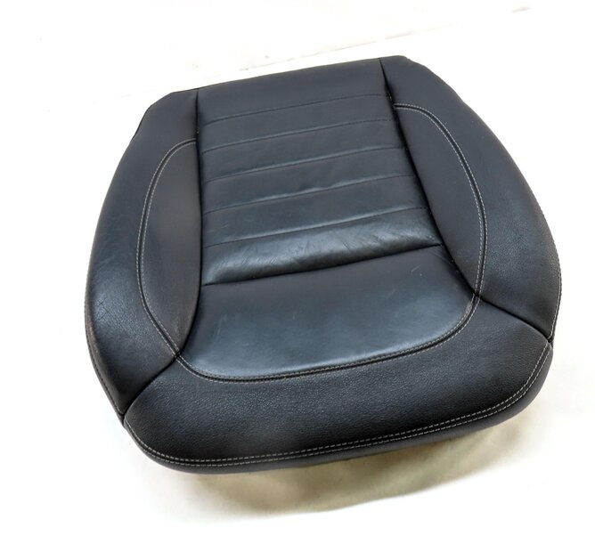 Thumbnail 3: 2015 MERCEDES ML400 (W166) FRONT RIGHT LOWER HEATED SPORT SEAT CUSHION (BLACK)
