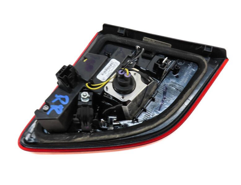 Thumbnail 5: 2012-2015 MERCEDES ML CLASS (W166) REAR RIGHT INNER LED TAILLIGHT LIGHT LAMP