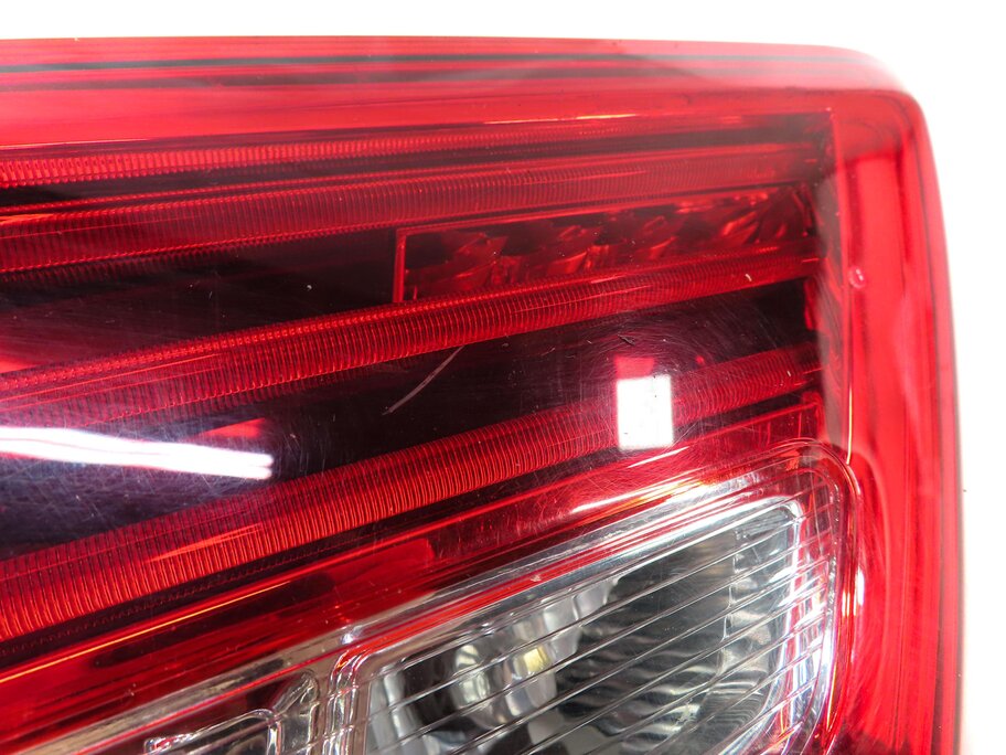 Thumbnail 7: 2012-2015 MERCEDES ML CLASS (W166) REAR RIGHT INNER LED TAILLIGHT LIGHT LAMP