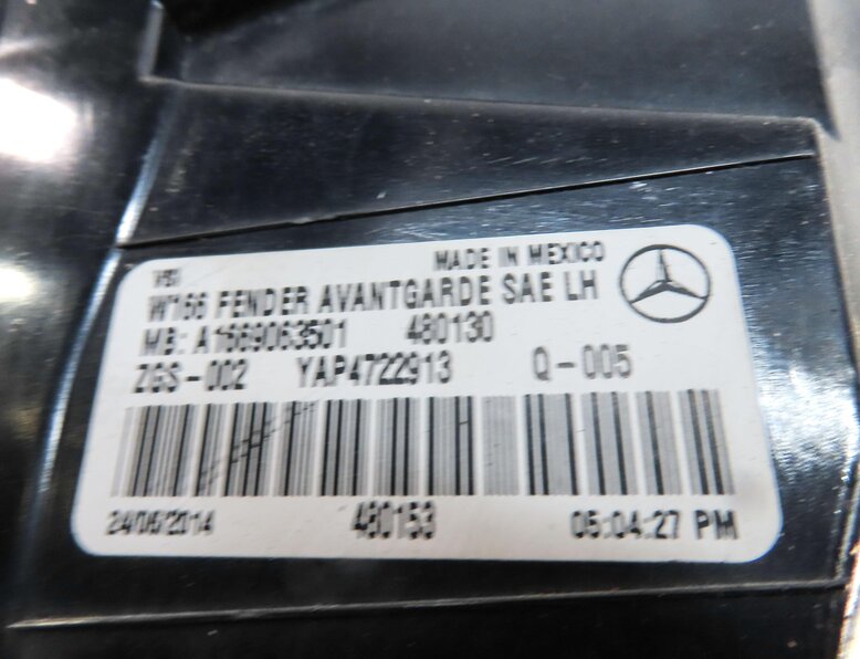 Thumbnail 6: 12-15 MERCEDES ML CLASS (W166) LEFT DRIVER REAR LED TAILLIGHT BRAKE LIGHT LAMP
