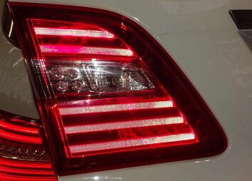 Thumbnail 2: 2012-2015 MERCEDES ML CLASS (W166) LEFT REAR INNER LED TAILLIGHT LIGHT LAMP