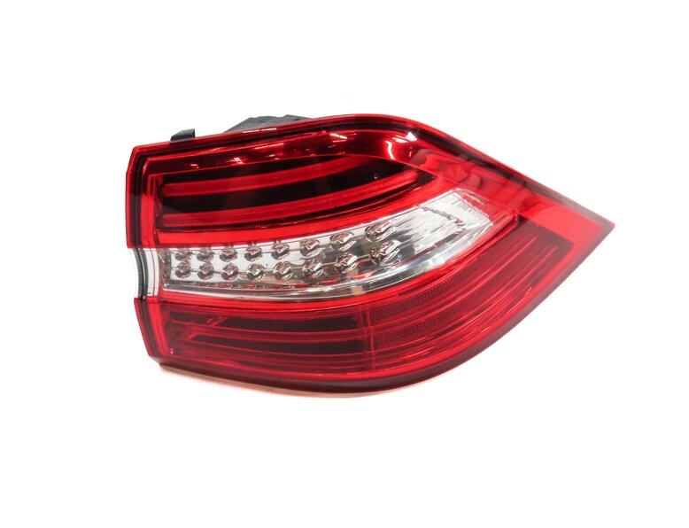 Thumbnail 3: 12-15 MERCEDES ML-CLASS (W166) REAR RIGHT PASSENGER LED TAILLIGHT BRAKE LIGHT