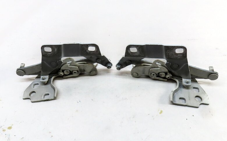 Thumbnail 4: 2012-2019 MERCEDES GL ML CLASS (W166 X166) FRONT HOOD HINGE SET (POLAR WHITE)