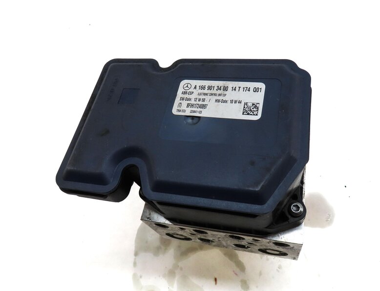 Thumbnail 5: MERCEDES 2015 ML250 ML350 ML400 16-17 CLA250 (C117 W166) ABS BRAKE PUMP MODULE