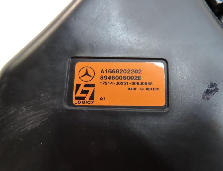 Thumbnail 5: 2015 MERCEDES ML400 (W166) RADIO STEREO LOGIC 7 SUBWOOFER SPEAKER w/ BOX