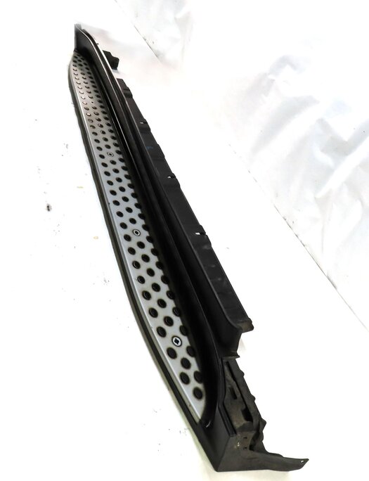 Thumbnail 3: 08-12 MERCEDES GL-CLASS (X164) RIGHT PASSENGER RUNNING BOARD STEP TRIM w/ MOUNT
