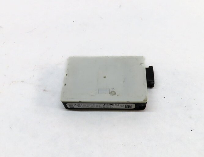 Thumbnail 2: 2012 MERCEDES GL350 (X164) REAR BLIND SPOT RADAR SENSOR MODULE 0009050210