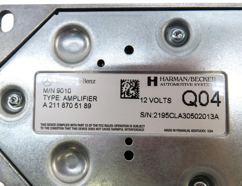 Thumbnail 5: 2012 MERCEDES GL350 (X164) SUBWOOFER SUB WOOFER SPEAKER AMPLIFIER AMP 2118705189