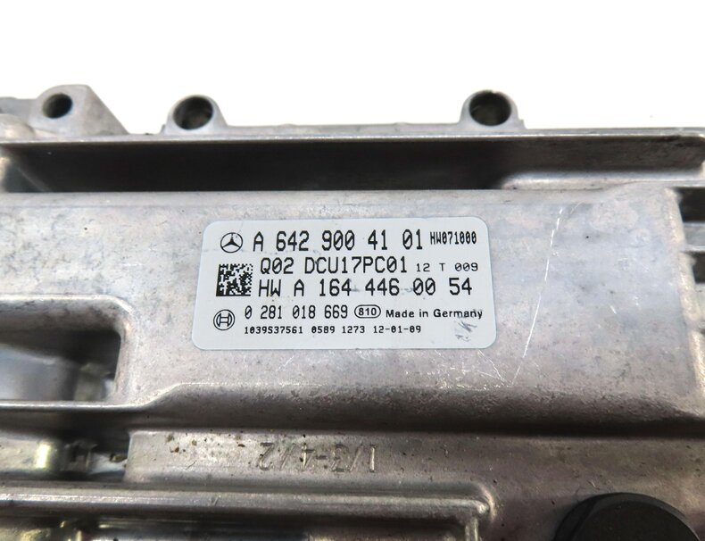 Thumbnail 4: 2009-2012 MERCEDES GL350 R320 (X164 W251) 3.0L OM642 DIESEL EMISSIONS DEF MODULE