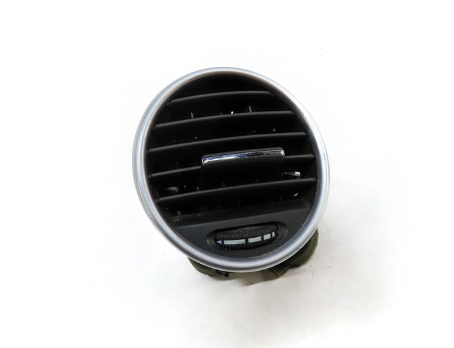 Thumbnail 3: 2012 MERCEDES GL350 (X164) FRONT LEFT DRIVER HVAC A/C HEATER AIR VENT (BLACK)