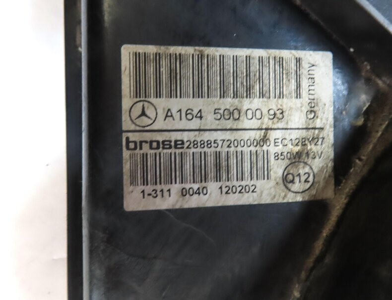 Thumbnail 7: 2007-2012 MERCEDES GL ML R CLASS (X164 W164 W251) RADIATOR COOLING FAN w/ SHROUD