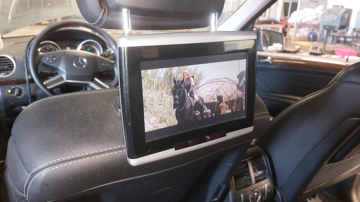 2009-2013 MERCEDES GL ML R CLASS (W164 W251 X164) HEADREST ENTERTAINMENT SCREEN