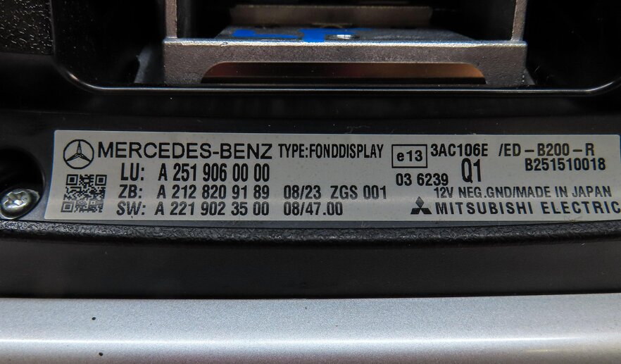 Thumbnail 6: 2009-2013 MERCEDES GL ML R CLASS (W164 W251 X164) HEADREST ENTERTAINMENT SCREEN