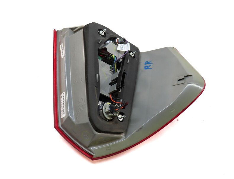 Thumbnail 5: 2010-2012 MB GL350 GL450 GL550 (X164) RIGHT PASSENGER TAILLIGHT BRAKE LIGHT LAMP